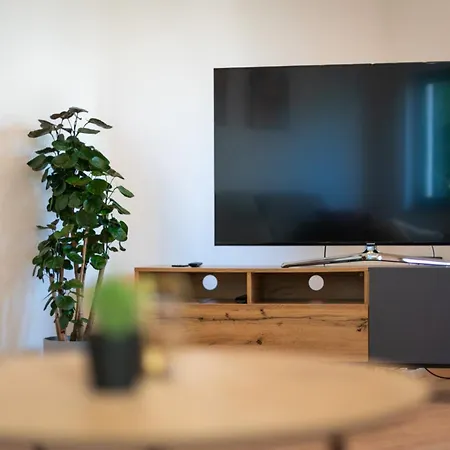 Stilvolles - Boxspringbetten - Netflix Appartement